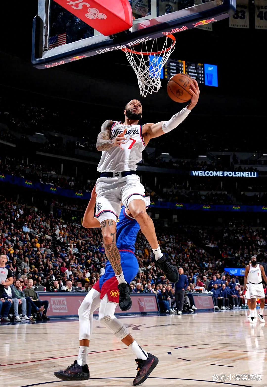 关于掘金轻取快船，伦纳德一己之力扛起全队的信息