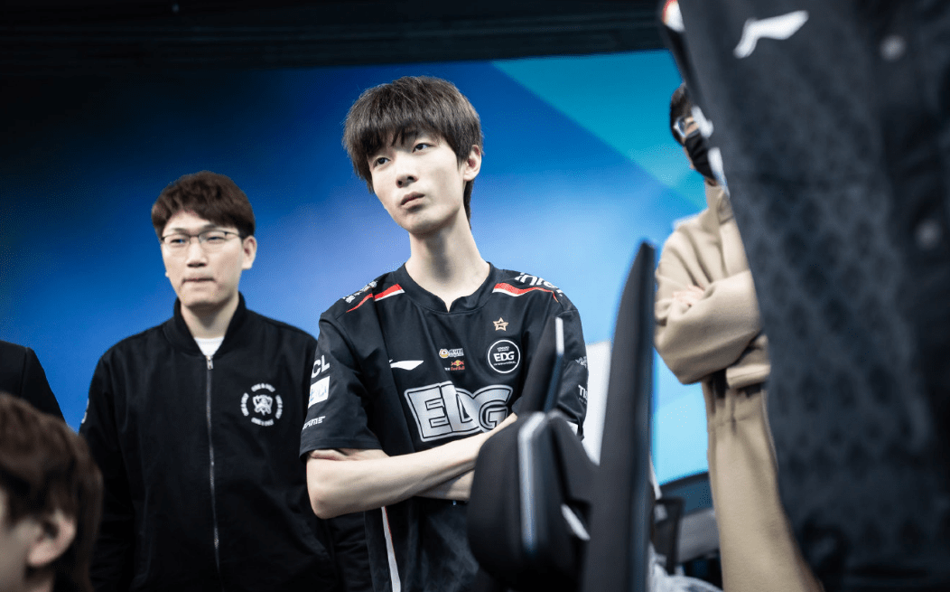 RNG爆冷WBG，Kanavi三分雨点燃全场的简单介绍