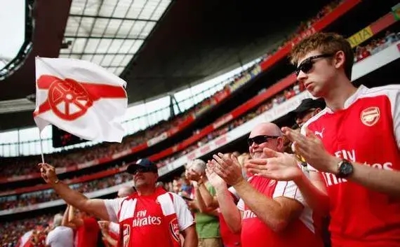 阿森纳险胜秘鲁,孔蒂制霸全场 阿森纳险胜秘鲁,孔蒂制霸全场