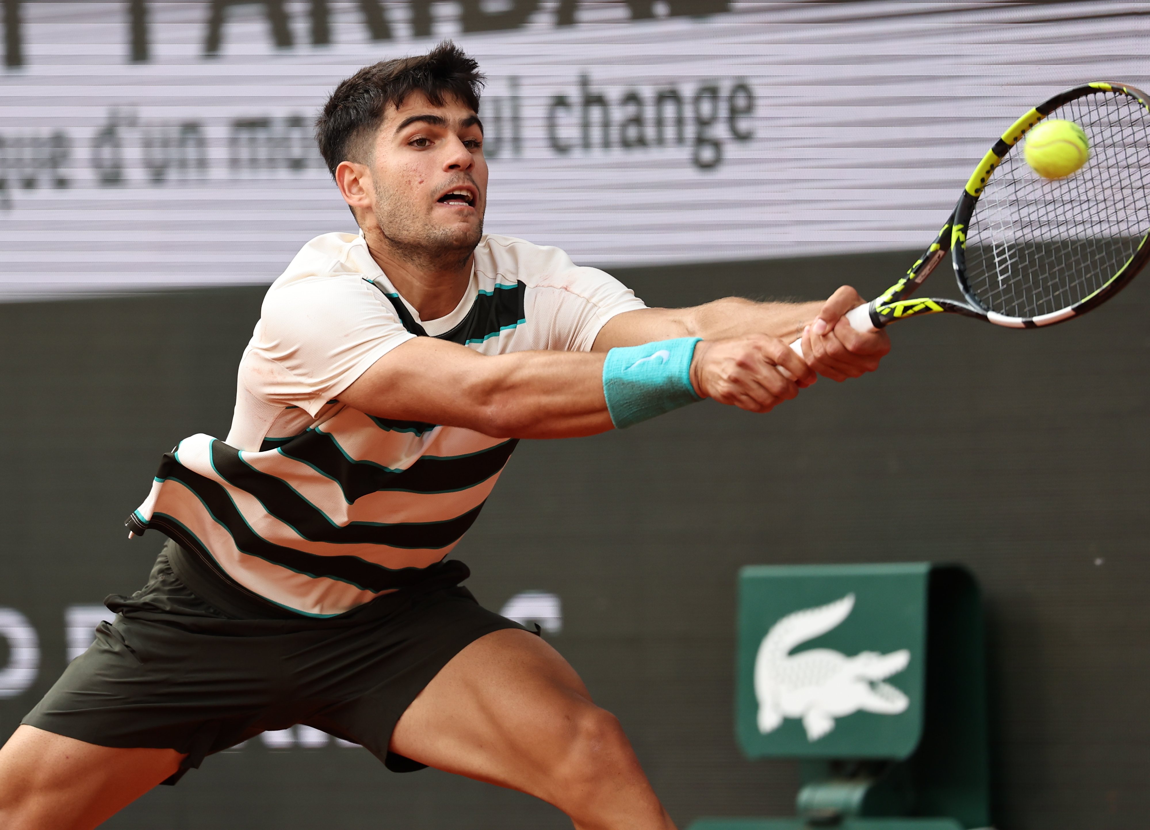 西班牙网球队翻盘法国网球队,阿尔卡拉斯完成帽子戏法的简单介绍 西班牙网球队翻盘法国网球队,阿尔卡拉斯完成帽子戏法的简单介绍