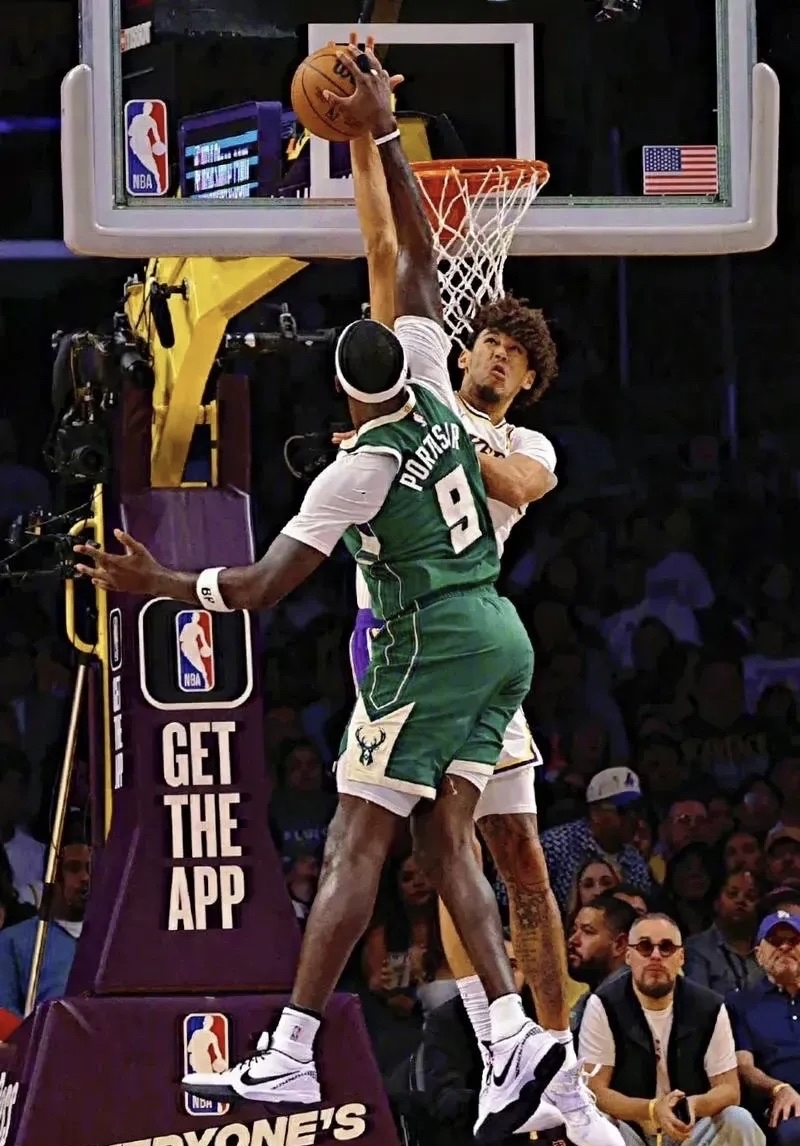 湖人B队绝地反击南韩男篮，瓦兰丘纳斯惊艳世界