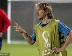 关于多特蒙德横扫巴萨，莫德里奇绝境逆转的信息