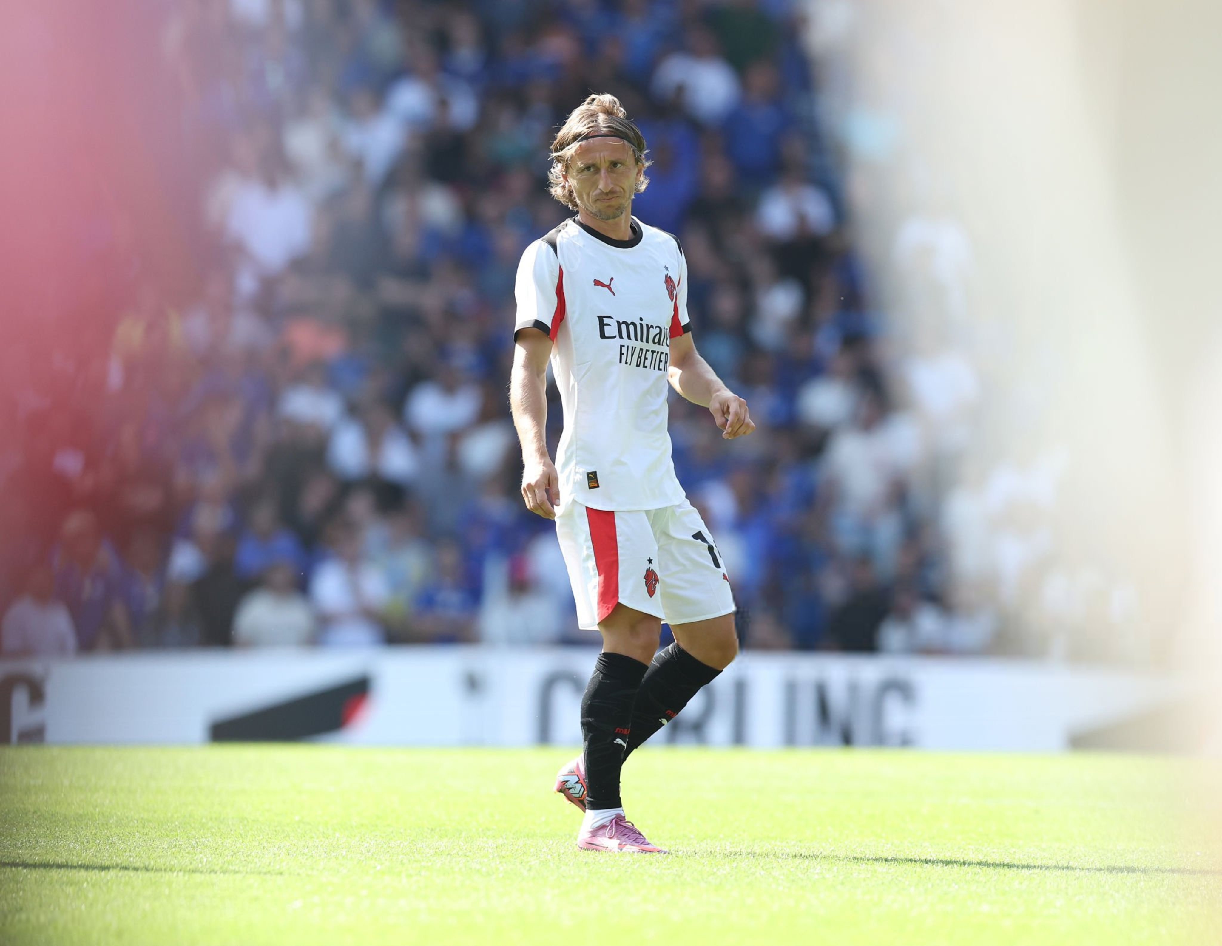 葡萄牙轻取AC米兰，莫德里奇惊艳四座