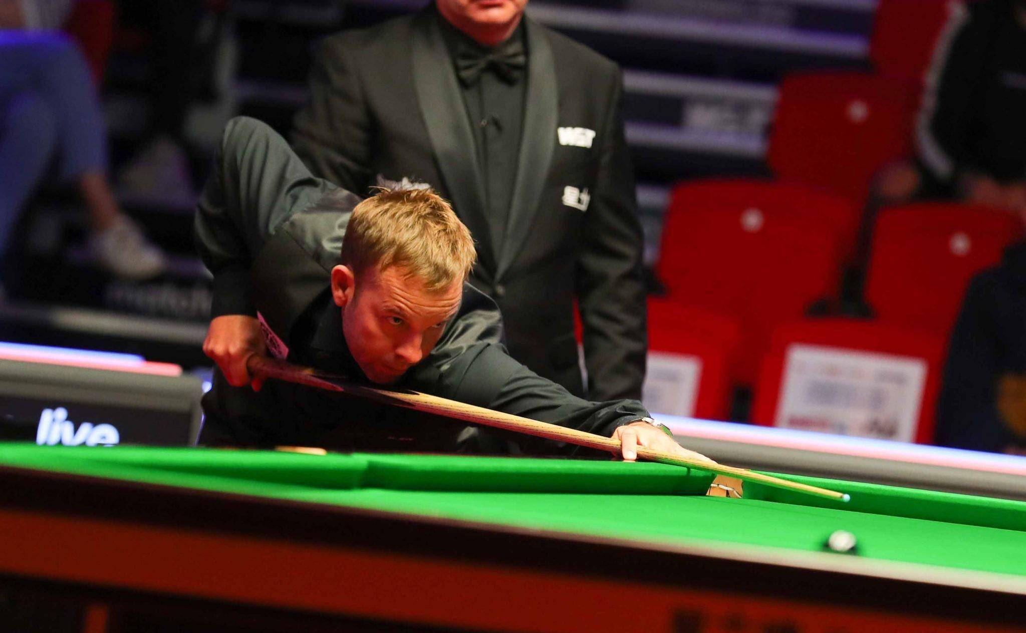 威廉姆斯险胜阿斯顿马丁，汉密尔顿高光表现