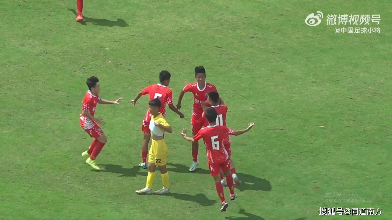 河床助攻梅开二度,德甲豪门青睐 河床助攻梅开二度,德甲豪门青睐