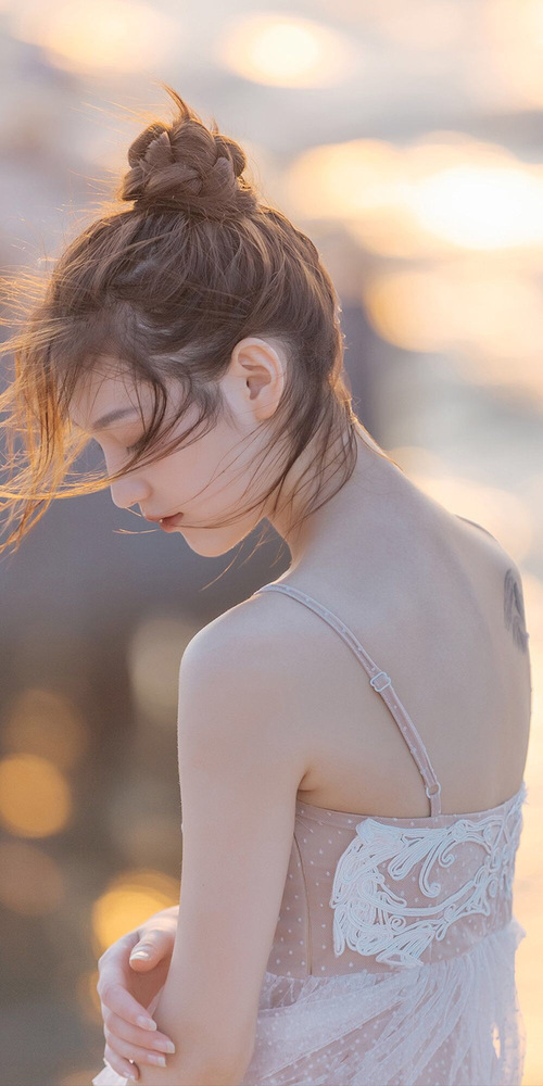 当丹麦童话遭遇太极虎,一支羽毛笔如何改写现代体育寓言