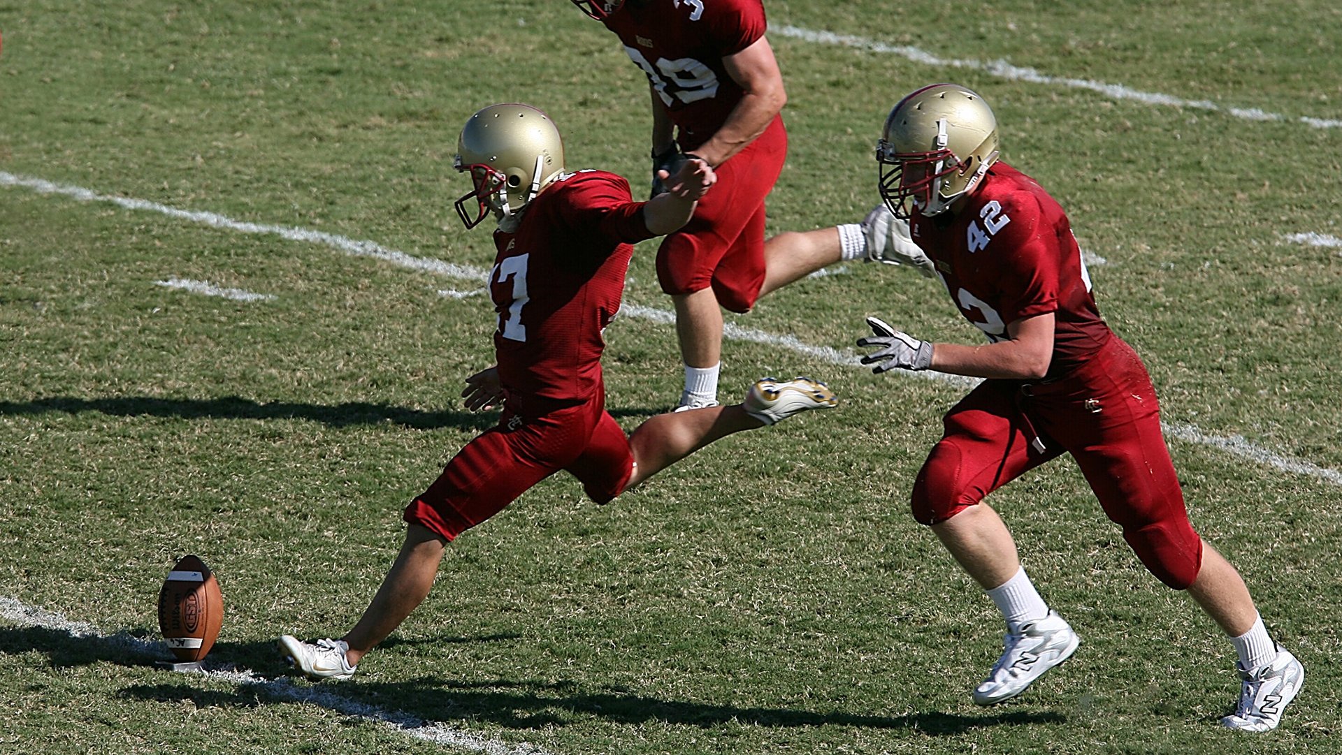 赛道上的秩序挑战者,迈凯伦鏖战红牛,佩雷兹主场闪耀