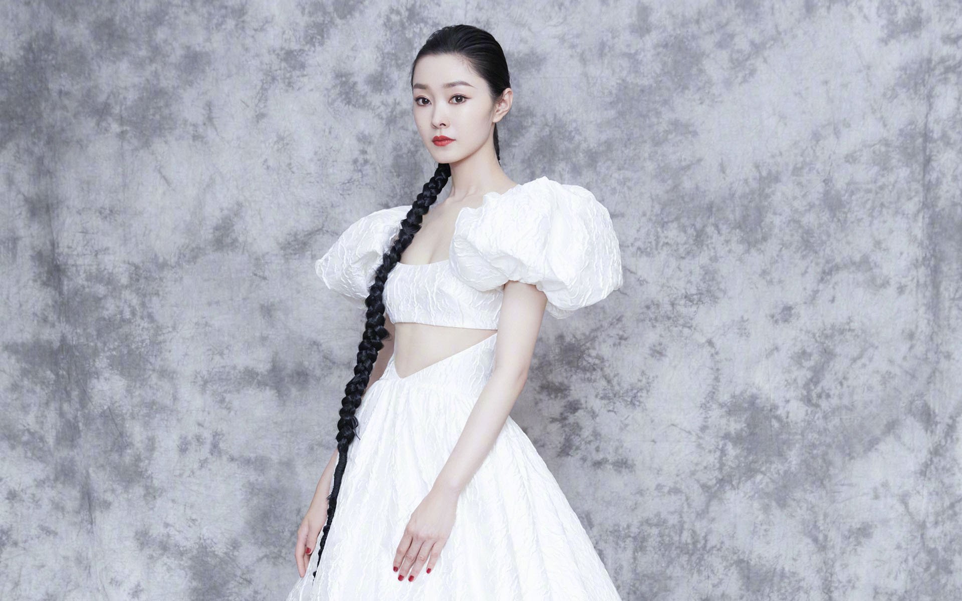 血色与草绿，2024年春天，两个补时改变足球史走向的周末