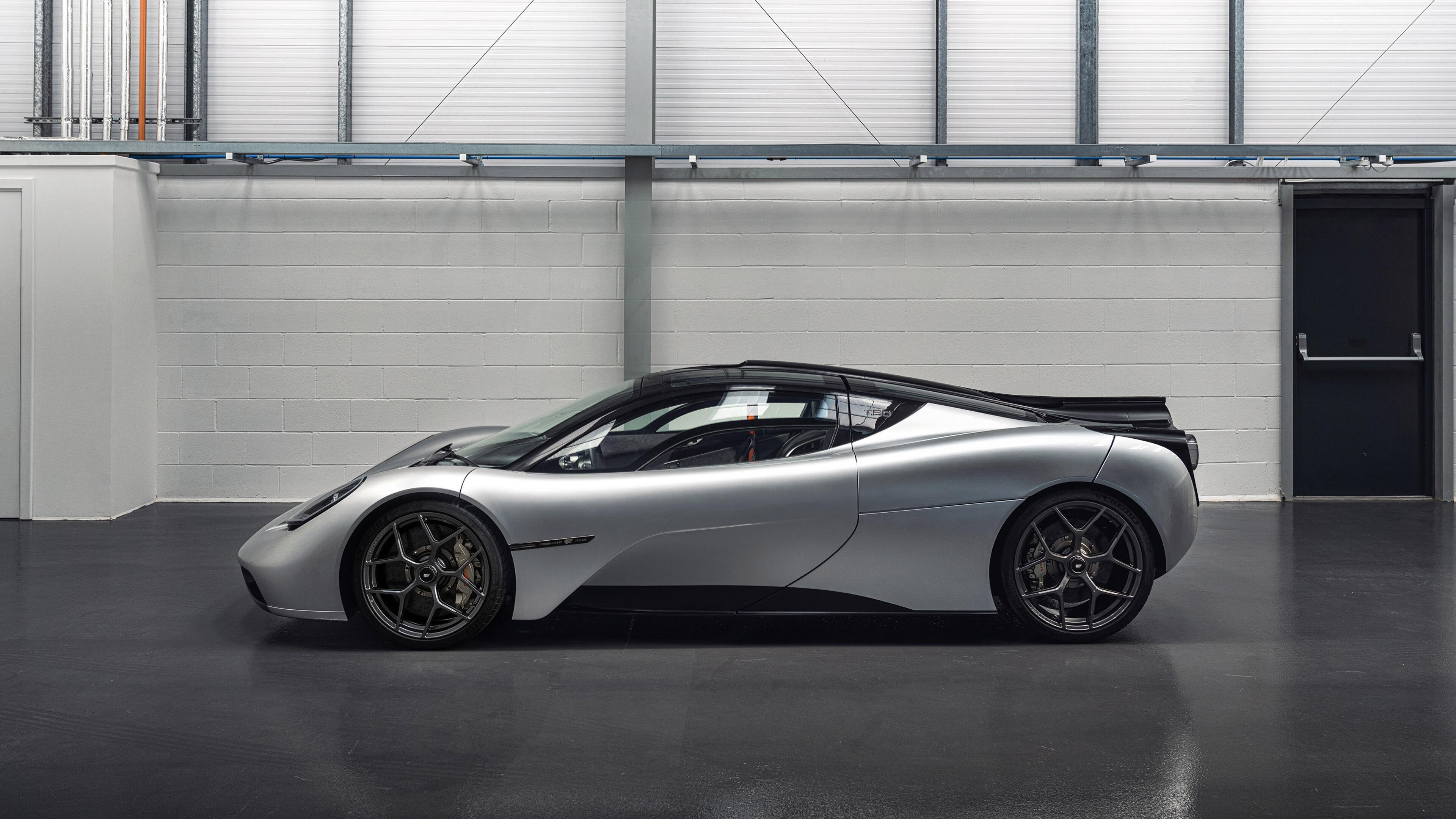 篮球全球夜,北京队连续得分压制步行者,库里欧冠淘汰赛接管比赛