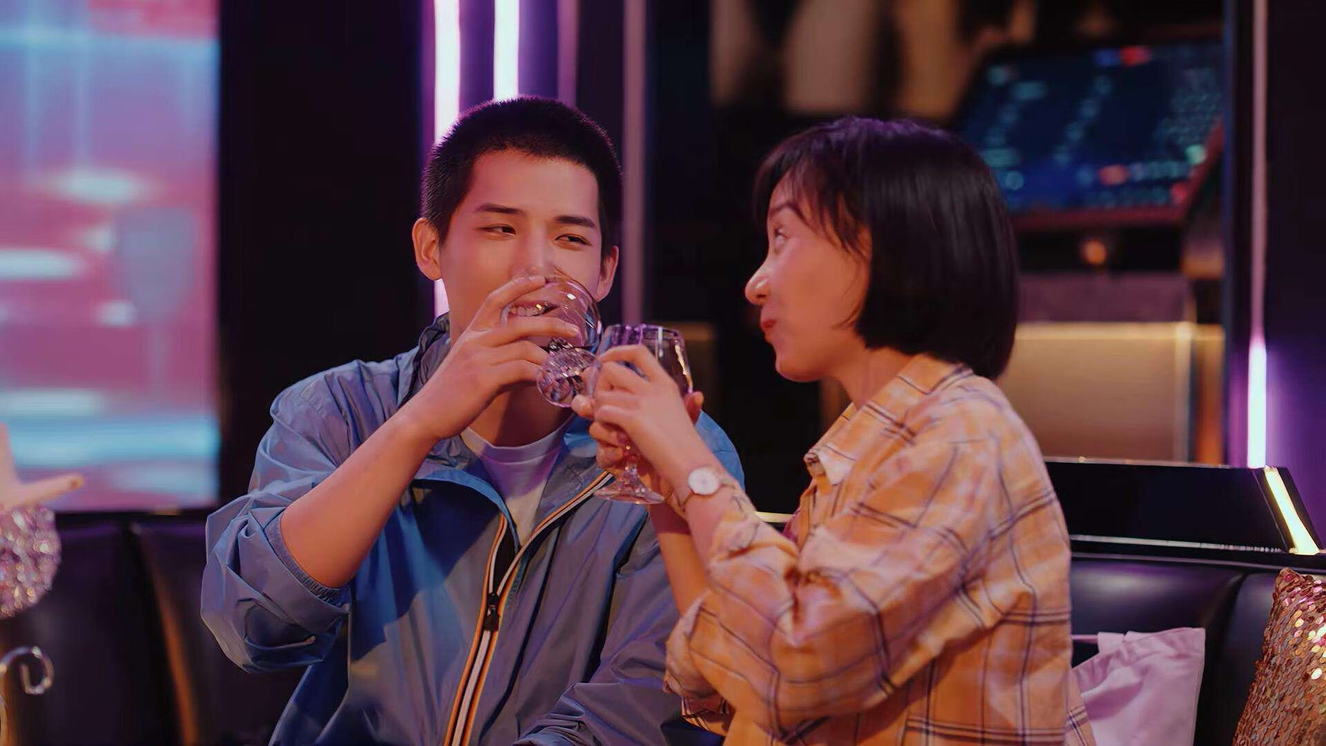 神之矛与凡人之网,姆巴佩高能输出的夜晚,阿森纳用交响乐统治葡萄牙