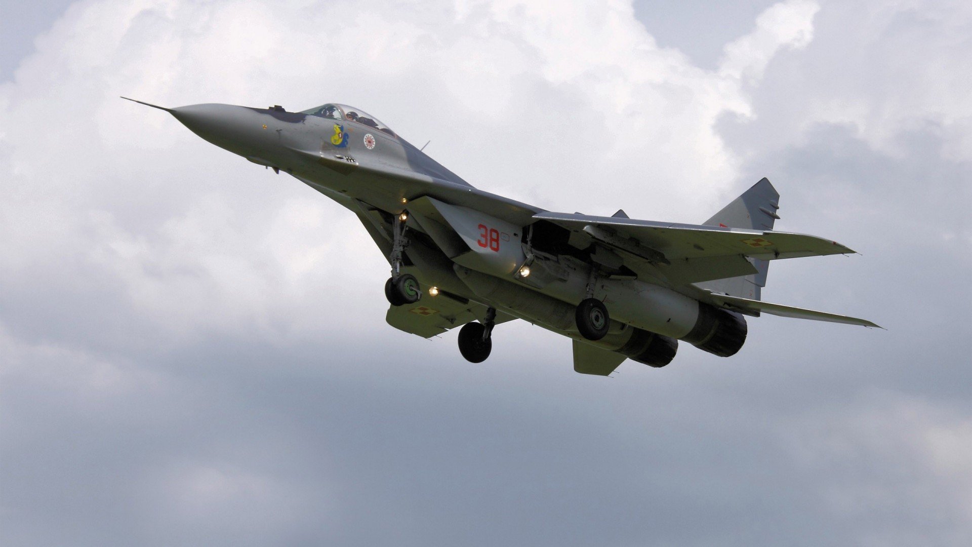 烈焰燎原！苏亚雷斯双响炮，马竞高原客场力克玻利维亚强敌