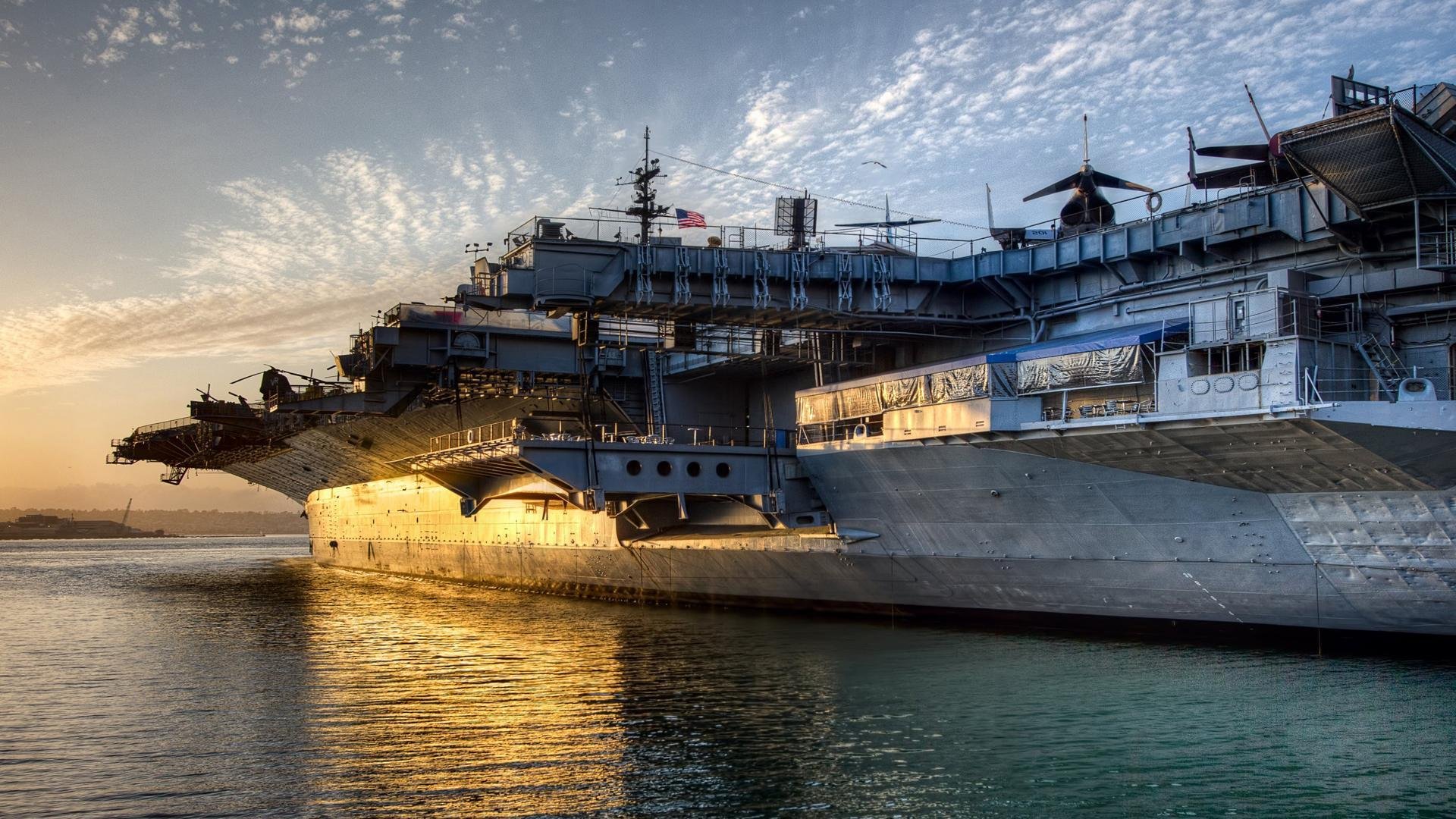 速度与荣耀,从F1收官缠斗到勇士三分雨